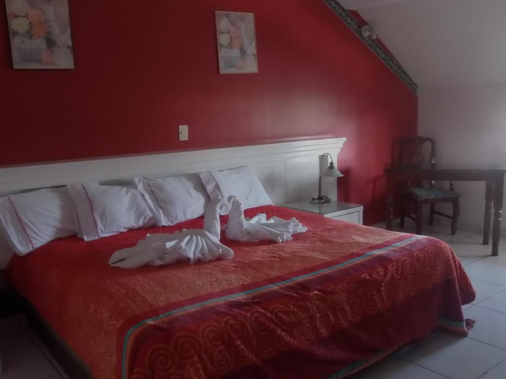 Hotel Raldos Inn Саламанка Екстериор снимка