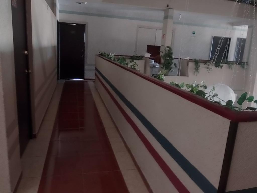 Hotel Raldos Inn Саламанка Екстериор снимка