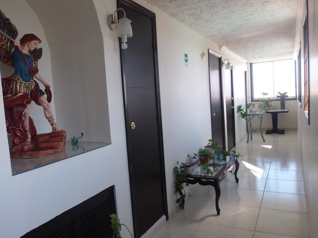Hotel Raldos Inn Саламанка Екстериор снимка