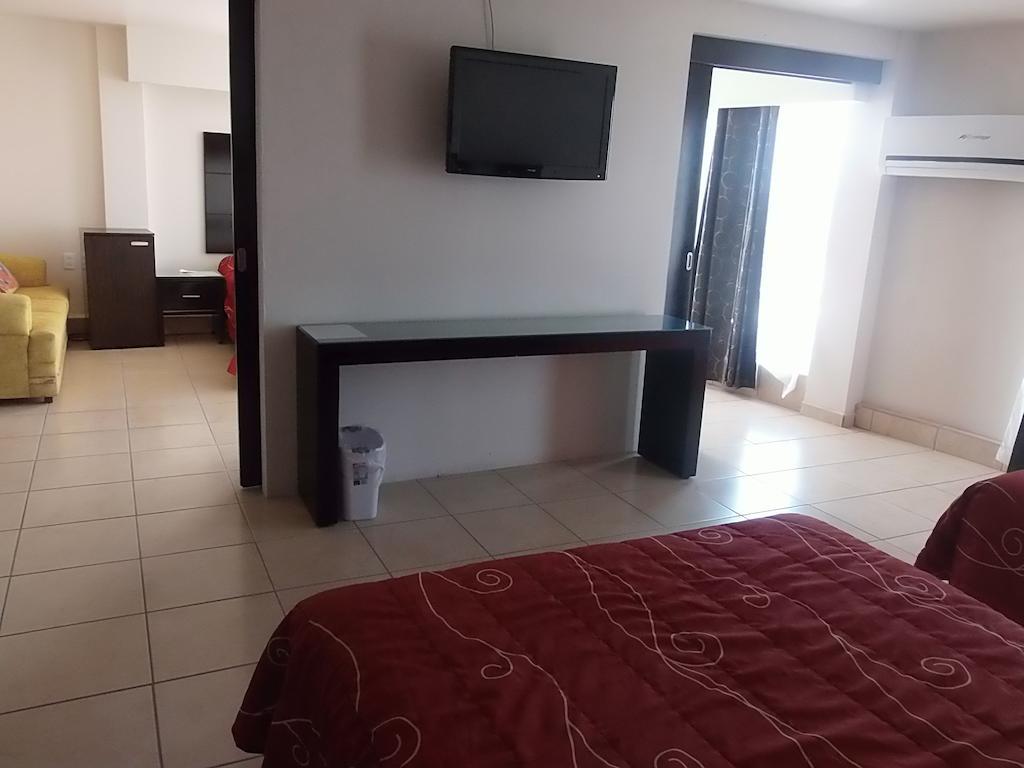 Hotel Raldos Inn Саламанка Екстериор снимка