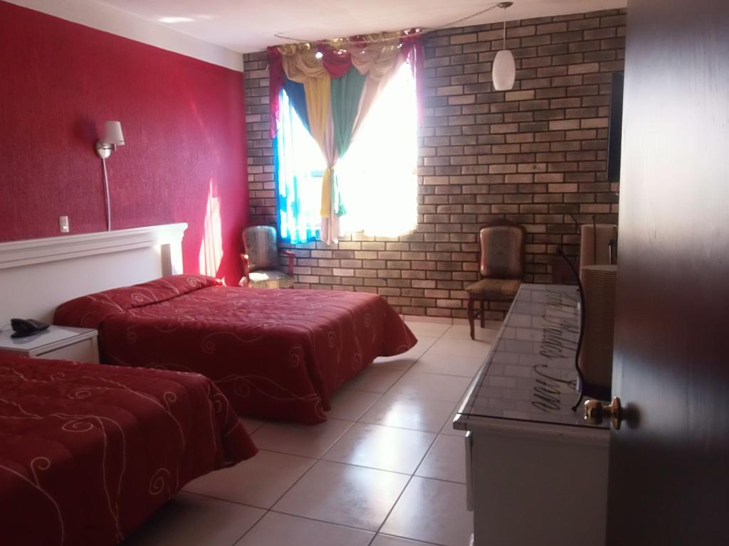 Hotel Raldos Inn Саламанка Екстериор снимка